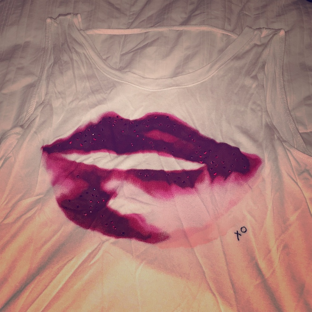 Juicy Lip-Print Tank